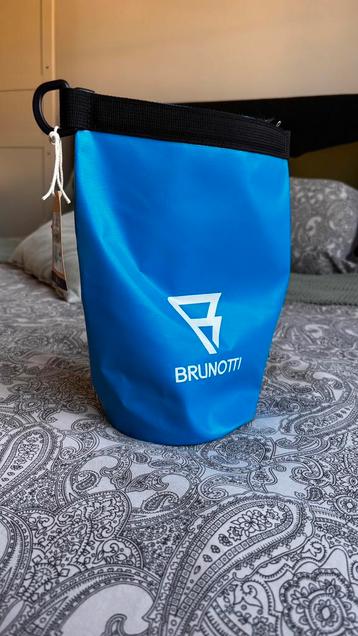 BRUNOTTI Wetbag - Nieuw met kaartje beschikbaar voor biedingen