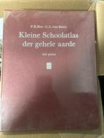 Kleine Schoolatlas der gehele aarde - 1963, Boeken, Bosatlas, Ophalen of Verzenden, Zo goed als nieuw, 1800 tot 2000