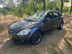 Kia Cee'd 1.4 X-pect apk 24-09-2025, 4 cilinders, 1396 cc, Handgeschakeld, 550 kg