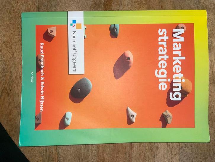 Marketing Strategie - Ruud Frambach & Edwin Nijssen, Boeken, Economie, Management en Marketing, Zo goed als nieuw, Economie en Marketing