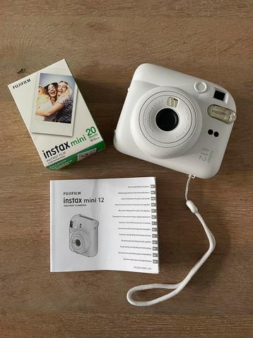 Instax mini 12 - Clay White + mini film beschikbaar voor biedingen