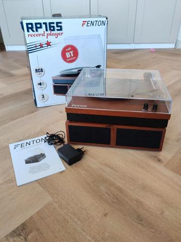 Fenton retro platenspeler RP165 beschikbaar voor biedingen