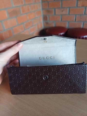 Gucci brillenkoker beschikbaar voor biedingen