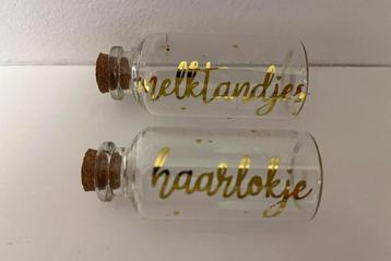 Melktandjes & Haarlokje Bewaarflesjes - Nieuw beschikbaar voor biedingen