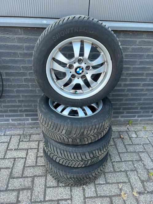 Bmw velgen + winterbanden, Auto-onderdelen, Banden en Velgen, Banden en Velgen, Winterbanden, 16 inch, 205 mm, Gebruikt, Ophalen