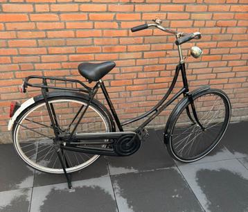 Leuke oma fiets.  beschikbaar voor biedingen