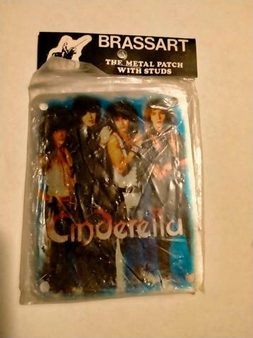 Cinderella metal patch with studs vintage muziek Brassart  beschikbaar voor biedingen