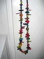kleurige lange ketting tagua noot hout, Ophalen of Verzenden, Zo goed als nieuw, Bruin, Overige materialen