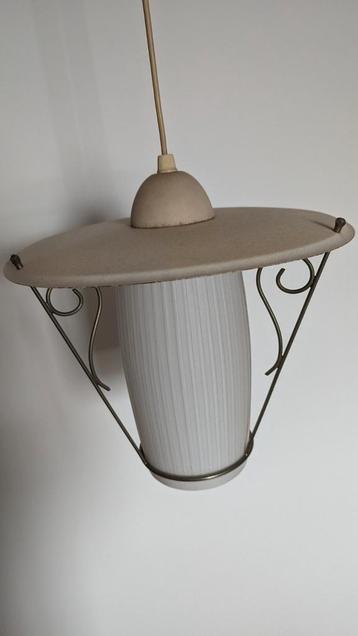 Oude brocante vintage retro lamp