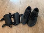 Voetbalschoenen maat 34/35 en scheenbeschermers, Sport en Fitness, Maat XS of kleiner, Ophalen of Verzenden, Zo goed als nieuw