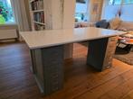 Te koop: prachtig wit bureau (verstelbaar in hoogte), Huis en Inrichting, Ophalen, In hoogte verstelbaar, Zo goed als nieuw, Bureau
