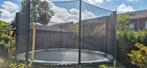 Grote trampoline met net, Ophalen, Zo goed als nieuw