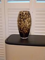 Nieuwe originele Cheetah Ubangi Vaas - Vase of the World, Overige kleuren, Nieuw, Ophalen of Verzenden, Glas