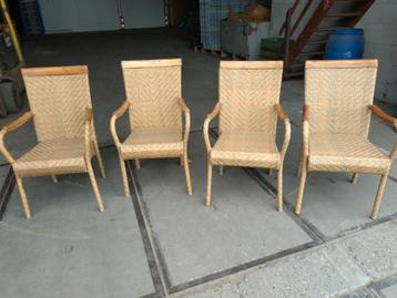 Rotan tuinstoelen 4X beschikbaar voor biedingen