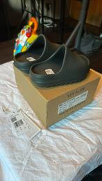 Yeezy slide - Nieuw, Ophalen of Verzenden, Nieuw, Jongen of Meisje, Schoenen