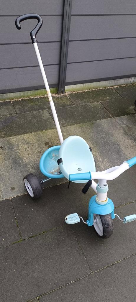 Smoby driewieler met duwstang, Fietsen en Brommers, Fietsen | Driewielers, Gebruikt, Duwstang, Ophalen