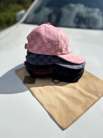 Gucci petten beschikbaar voor biedingen