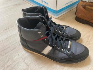 Authentieke Dior sneakers maat 43, goede staat beschikbaar voor biedingen