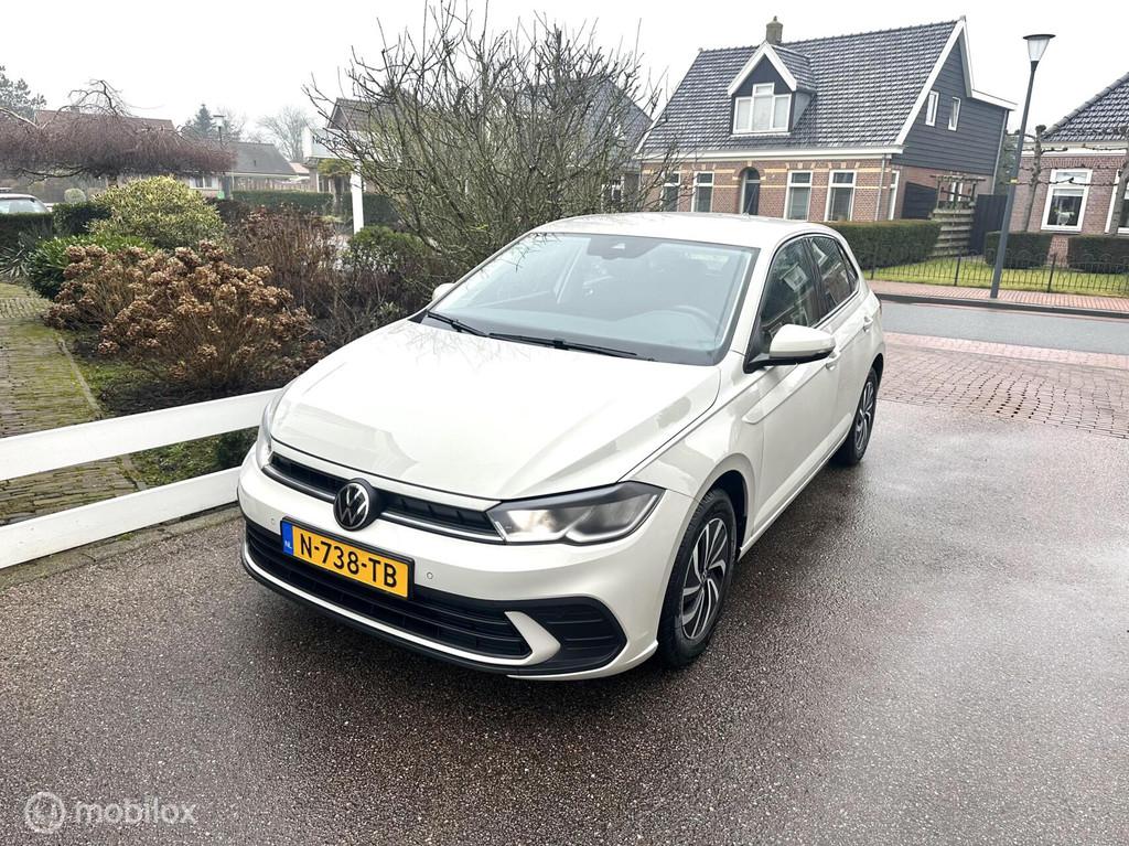 Volkswagen Polo 1.0 TSI 95PK LIFE NIEUW MODEL LED VERLICHTIN, Voorwielaandrijving, Stof, Gebruikt, Met garantie (alle)