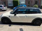TOT 26 JUNI Op MARKTPLAATS!!!, Auto's, Voorwielaandrijving, Zwart, 4 stoelen, Wit