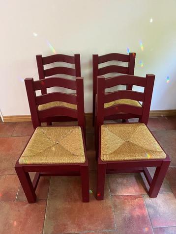 4 Houten Bordeaux Rode Stoelen beschikbaar voor biedingen