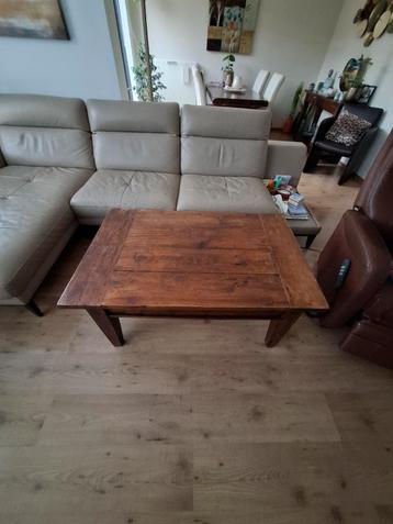 Salontafel  beschikbaar voor biedingen