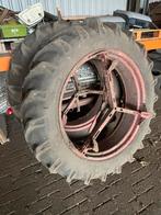 Dubbellucht banden met 3-spaaks velg, Zakelijke goederen, Agrarisch | Onderdelen | Banden, Velgen en Assen, Ophalen of Verzenden
