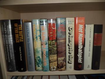 Partij van 11 boeken over de 2e Wereldoorlog beschikbaar voor biedingen