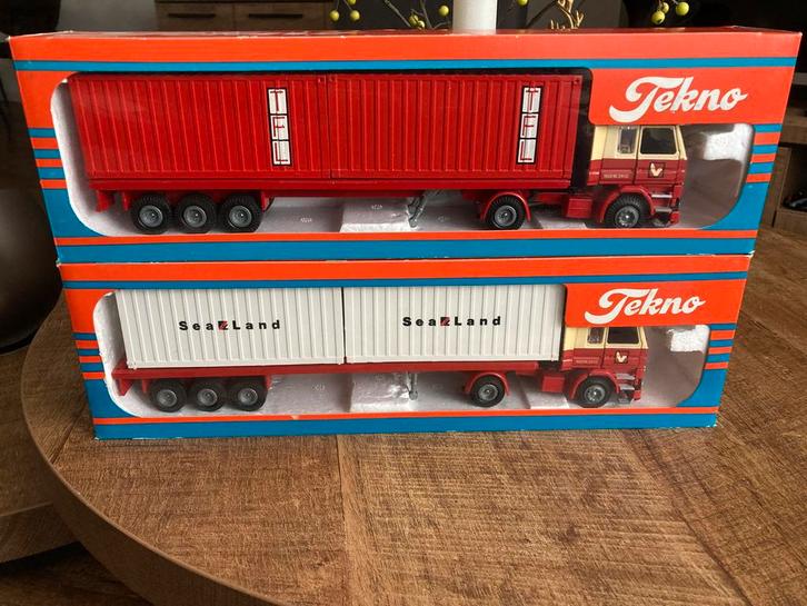 Tekno Verachtert Scania + Containeroplegger 2 stuks, Hobby en Vrije tijd, Modelauto's | 1:50, Zo goed als nieuw, Bus of Vrachtwagen