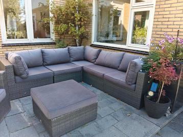 Luxe loungeset  beschikbaar voor biedingen