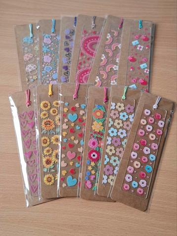 Boekenleggers plexiglas met stickers  beschikbaar voor biedingen