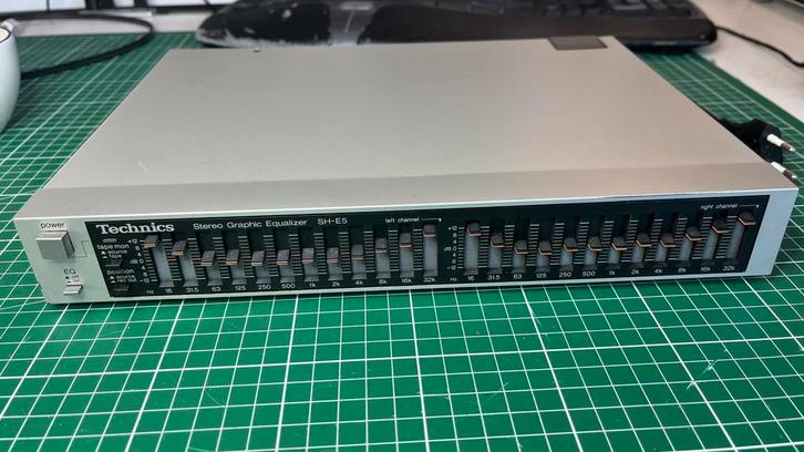 Technics SH-E5 Equalizer, Audio, Tv en Foto, Versterkers en Receivers, Gebruikt, Stereo, Minder dan 60 watt, Overige merken, Ophalen of Verzenden