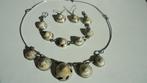 vintage ketting armband en oorhangers met slakkenhuisjes, Verstelbaar, Overige kleuren, Ophalen of Verzenden, Zo goed als nieuw