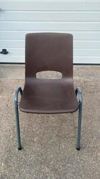 20 - 50 Z.g.a.n. stevige stapelbare stoelen, Ophalen of Verzenden, Zo goed als nieuw, Bruin, Vijf, Zes of meer stoelen