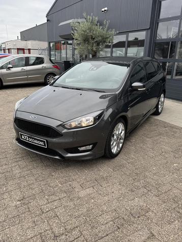 Ford Focus Wagon 1.5 ST-LINE ST-LINE beschikbaar voor biedingen