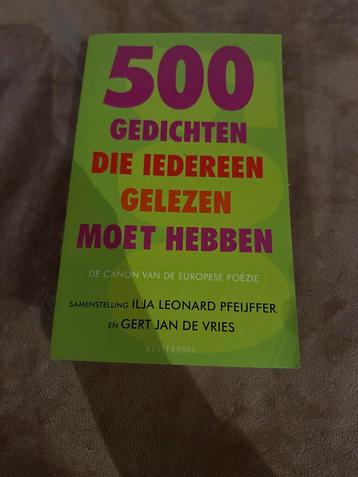 500 Gedichten die Iedereen Gelezen Moet Hebben beschikbaar voor biedingen