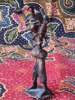 Zeldzaam antiek brons sjamaan beeldje uit India 8,2 cm., Antiek en Kunst, Ophalen of Verzenden