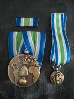 Medaille set koninklijke marechaussee, Verzamelen, Militaria | Algemeen, Marechaussee, Verzenden
