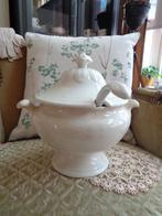 Brocante Beboterde Terrine met Sleef van Regout ** Mimosa **, Antiek en Kunst, Antiek | Servies los, Ophalen of Verzenden