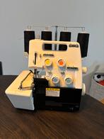 Toyota Lockmachine, Hobby en Vrije tijd, Naaimachines en Toebehoren, Ophalen, Gebruikt, Lockmachine, Overige merken