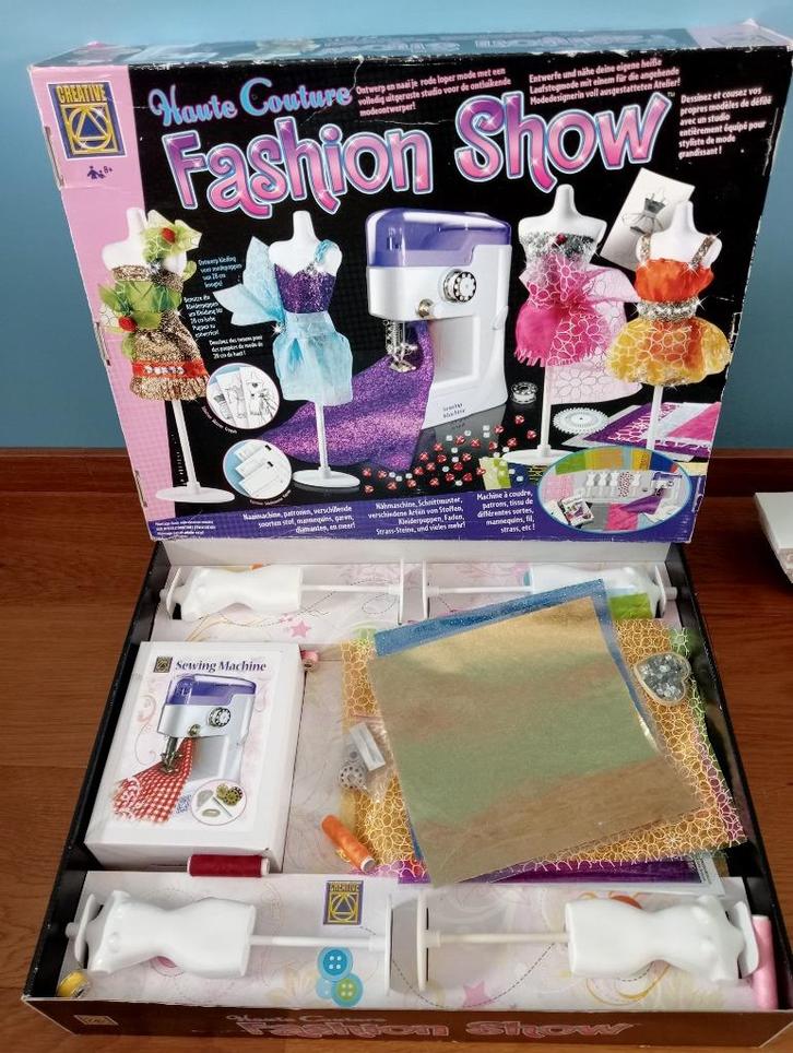 Fashion show, Hobby en Vrije tijd, Naaien en Fournituren, Zo goed als nieuw, Overige typen, Ophalen of Verzenden