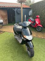 Derbi atlantis scooter, Ophalen of Verzenden, Zo goed als nieuw, Benzine, Overige modellen