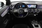 Mercedes-Benz CLA-klasse 200 AMG | Panoramadak | Camera | Wi, Te koop, Zilver of Grijs, Benzine, Gebruikt