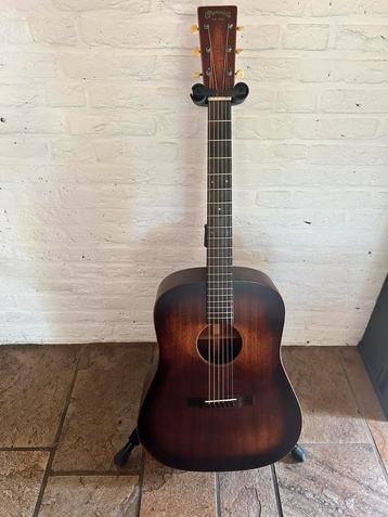 Martin D15M Streetmaster, versterkt met K&K pickup beschikbaar voor biedingen