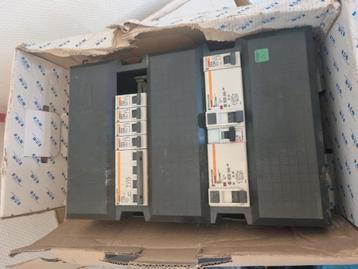 Groepenkast zie fotos beschikbaar voor biedingen