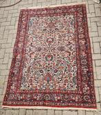 Perzisch tapijt met mooie motieven 195 x 138 cm, Ophalen of Verzenden