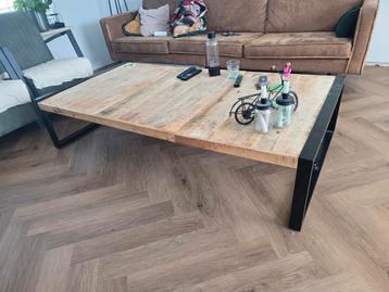 Mango houten salontafel (180x90) beschikbaar voor biedingen
