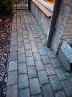 Gratis stenen, Tuin en Terras, Ophalen, Zo goed als nieuw, Beton, Klinkers