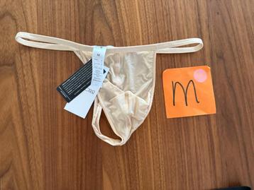 hom plume, string, maat M, met label beschikbaar voor biedingen
