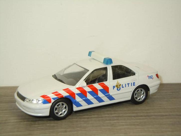 Peugeot 406 Politie - Hongwell 1:43, Hobby en Vrije tijd, Modelauto's | 1:43, Zo goed als nieuw, Auto, Overige merken, Verzenden